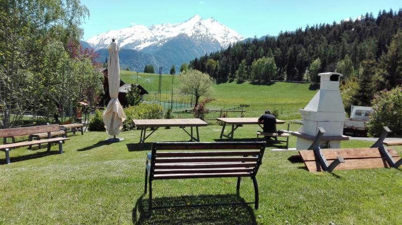 Hotel, Bar & Bistrot Saint Nicolas Gran Paradiso 外观 照片