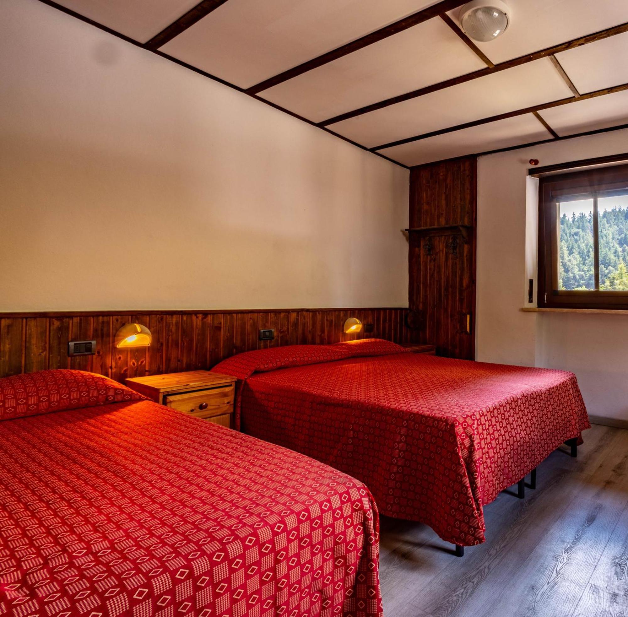 Hotel, Bar & Bistrot Saint Nicolas Gran Paradiso 外观 照片